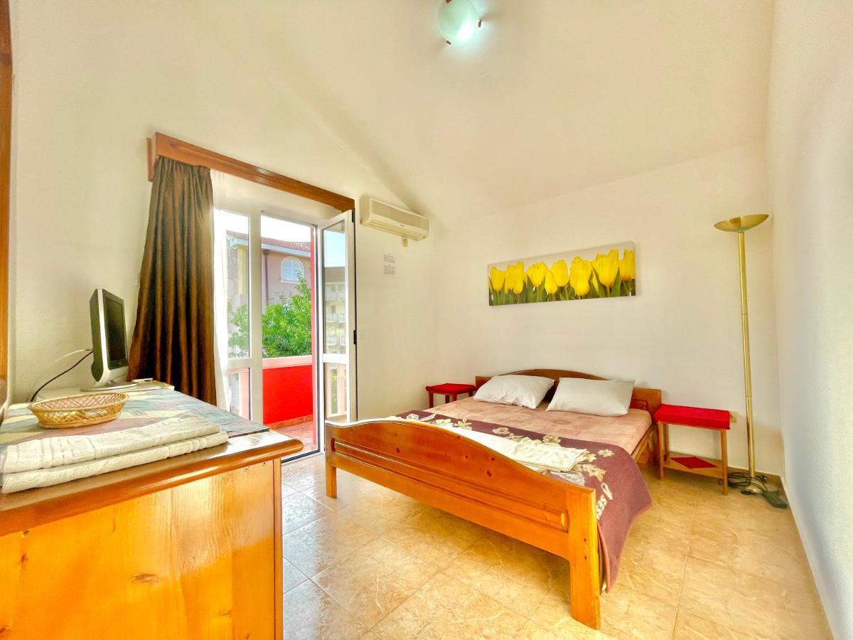 Vila L Budva Hotell Eksteriør bilde