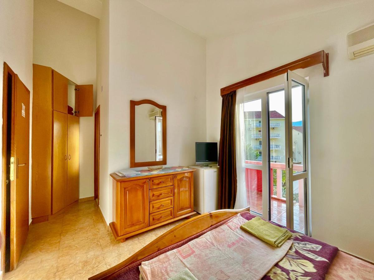 Vila L Budva Hotell Eksteriør bilde