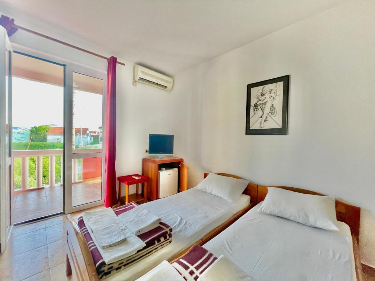 Vila L Budva Hotell Eksteriør bilde