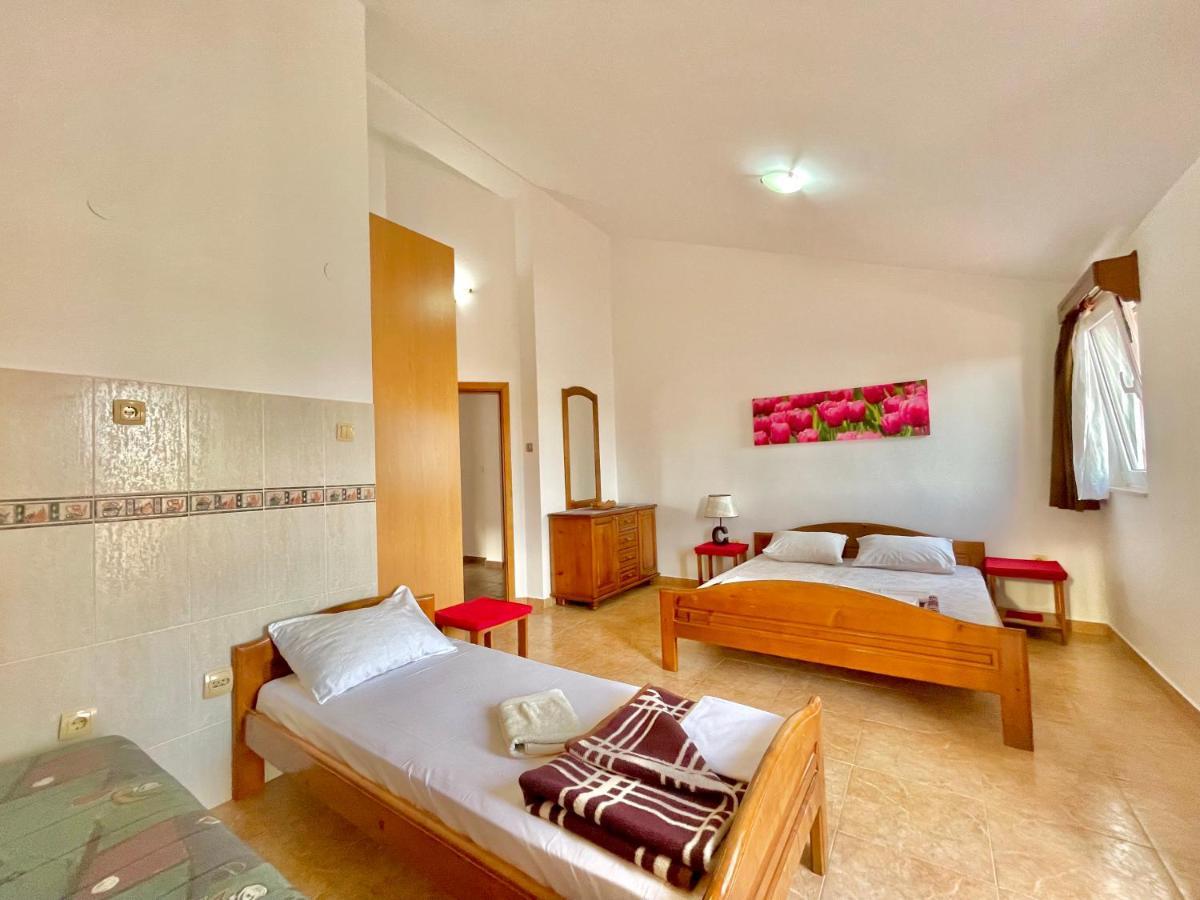 Vila L Budva Hotell Eksteriør bilde