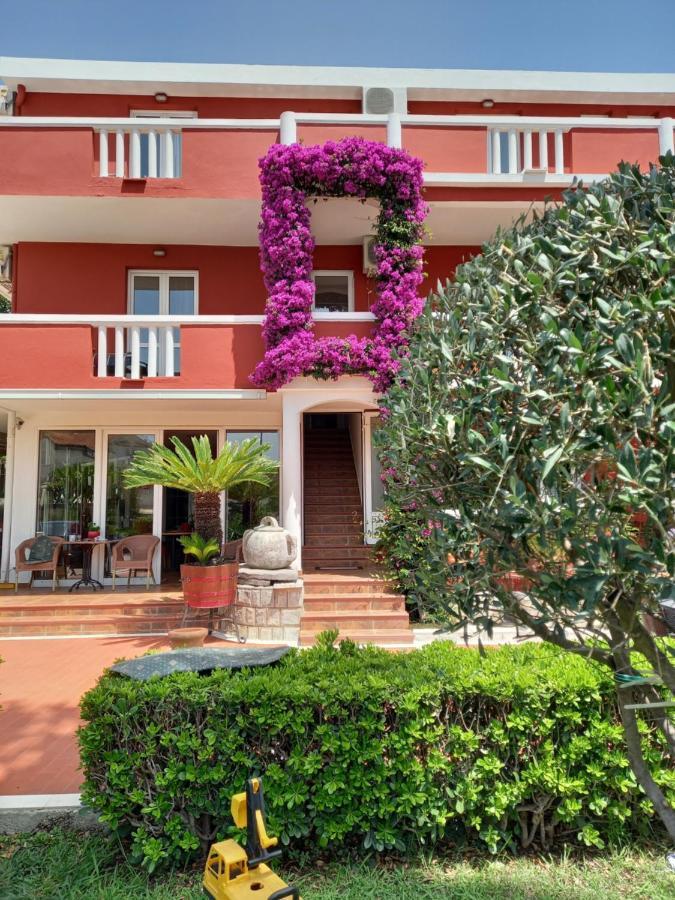 Vila L Budva Hotell Rom bilde